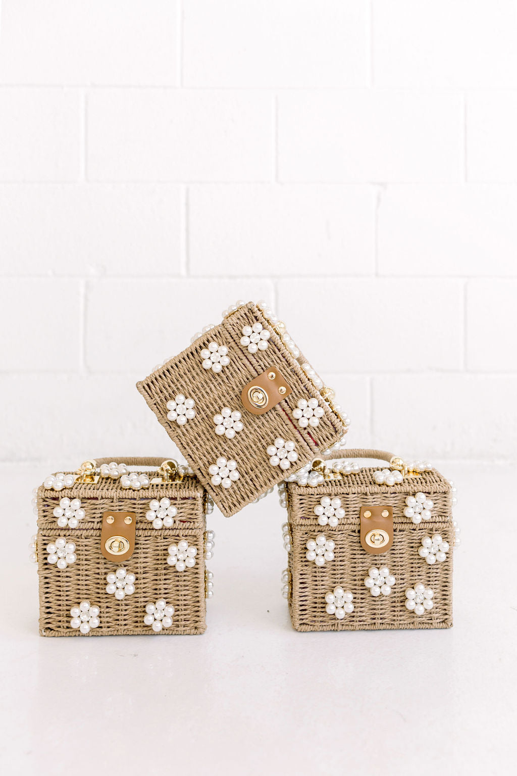 Pearl Endless Summer Daisy Top-Handle Purse