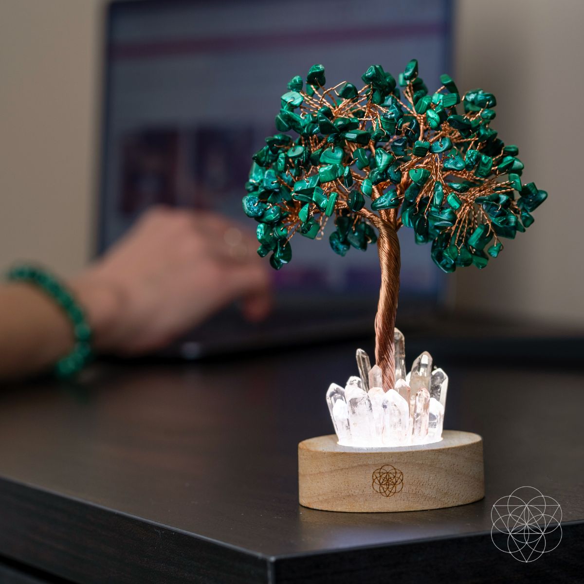 Unwind | Malachite & Clear Quartz Crystal Tree Lamp